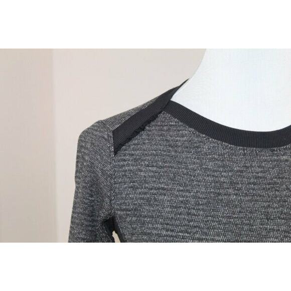 LULULEMON  Sz 4? 6? Base Runner Black Gray Mini Check Pique Ruffle Shoulder Top - Picture 5 of 7